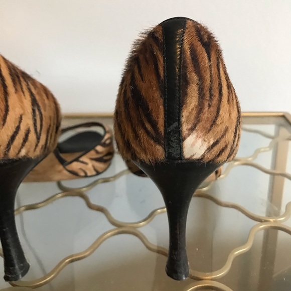 Manolo Blahnik pony hair heels - Picture 4 of 5